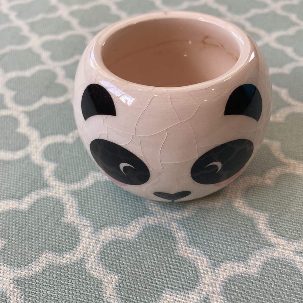 Mini Panda Planter - Picture 2 of 8